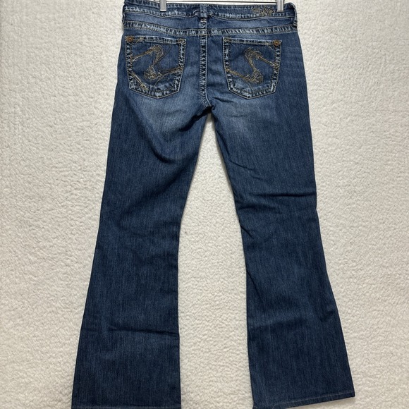 Silver Eden Boot Cut Distressed Medium Wash Embroidered Denim Size 32 - Picture 2 of 13